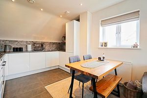 Photo 22- click for photo gallery